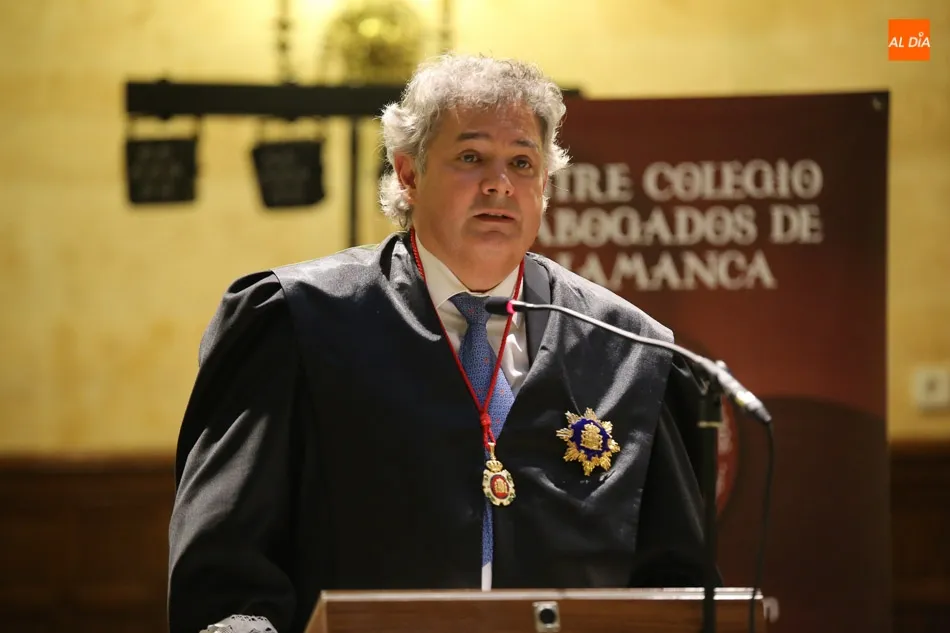 Foto 8 - Los abogados celebran sus fiestas con los nuevos colegiados y las medallas a las Bodas de Plata
