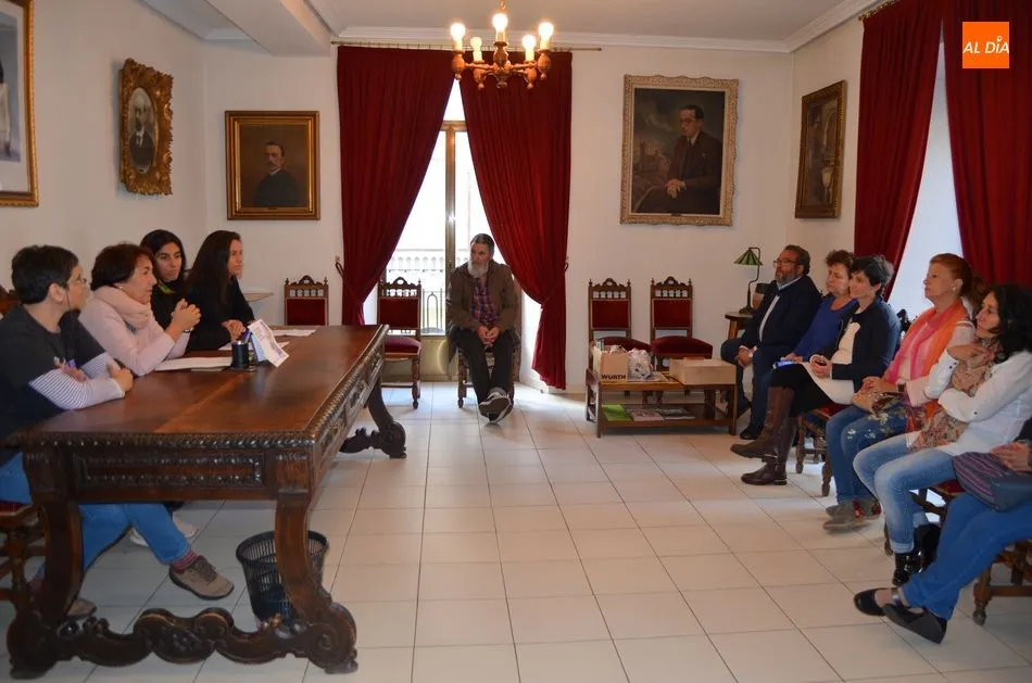 Foto 3 - B&eacute;jar volver&aacute; a contar con un programa prevenci&oacute;n y ayuda a mujeres v&iacute;ctimas de violencia de...