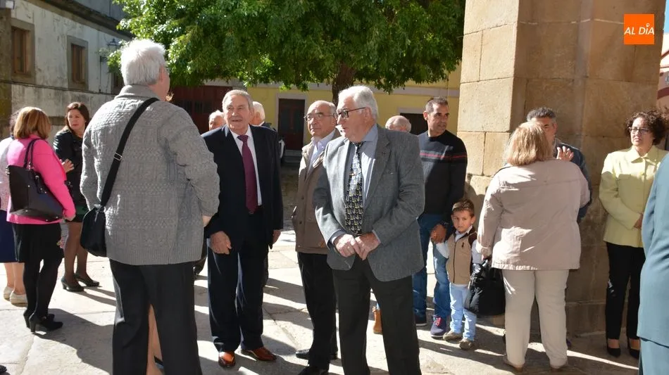 Foto 4 - La Guardia Civil de Lumbrales celebra el d&iacute;a de la Patrona arropada por las autoridades del...