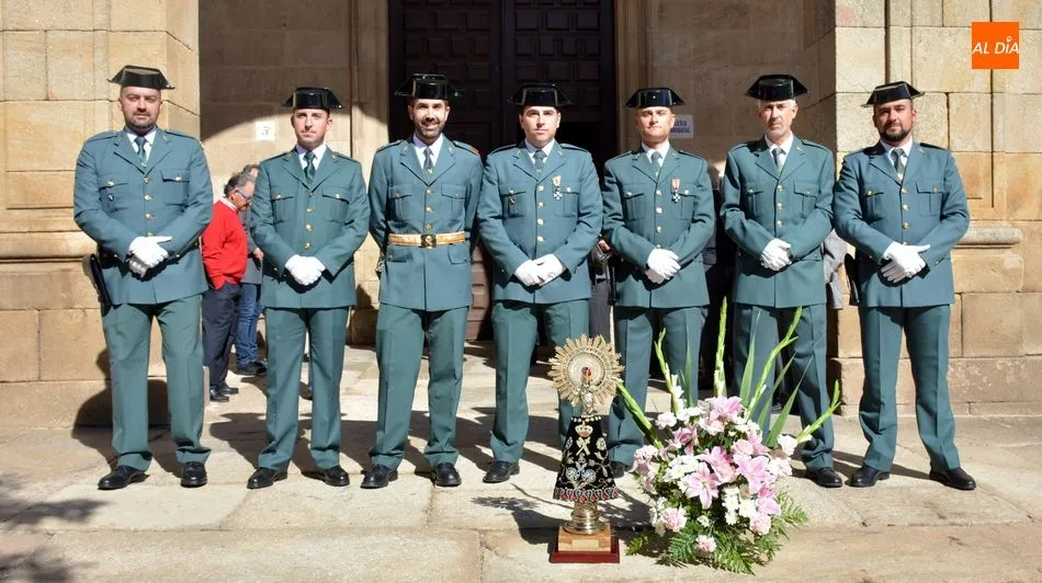 Foto 8 - La Guardia Civil de Lumbrales celebra el d&iacute;a de la Patrona arropada por las autoridades del...