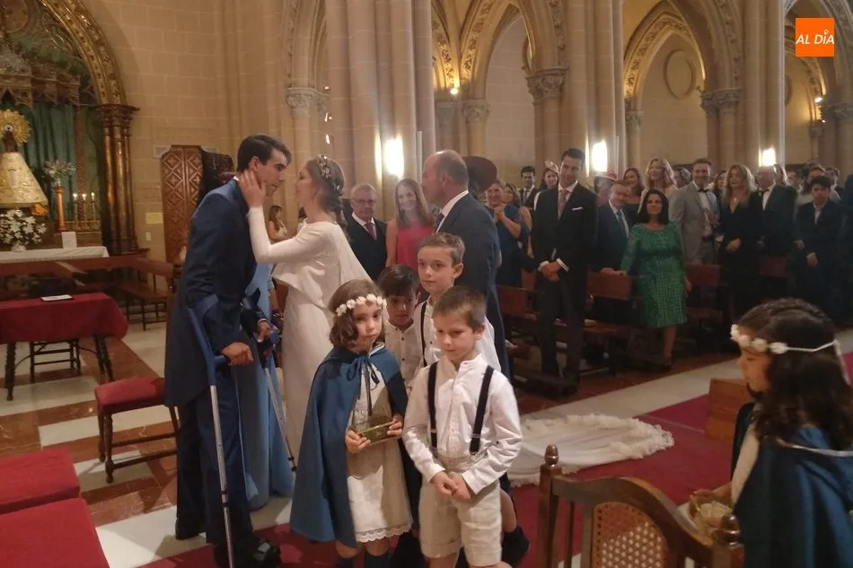 Foto 3 - Sa&uacute;l Jim&eacute;nez Fortes y Mabel C&aacute;ceres se casan  