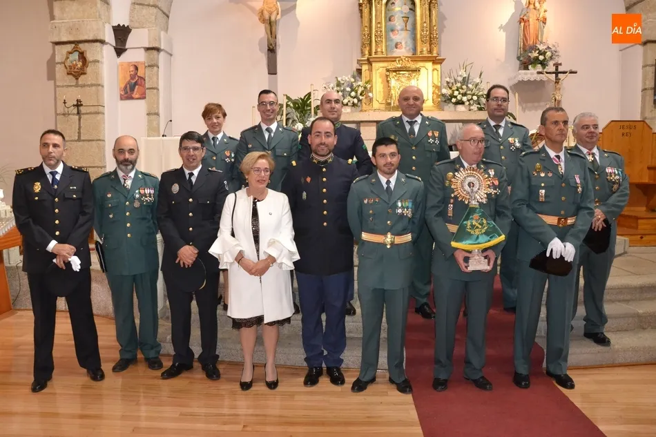 Foto 3 - La fiesta de la Guardia Civil recupera el ritmo tradicional tras la exaltaci&oacute;n patri&oacute;tica del...