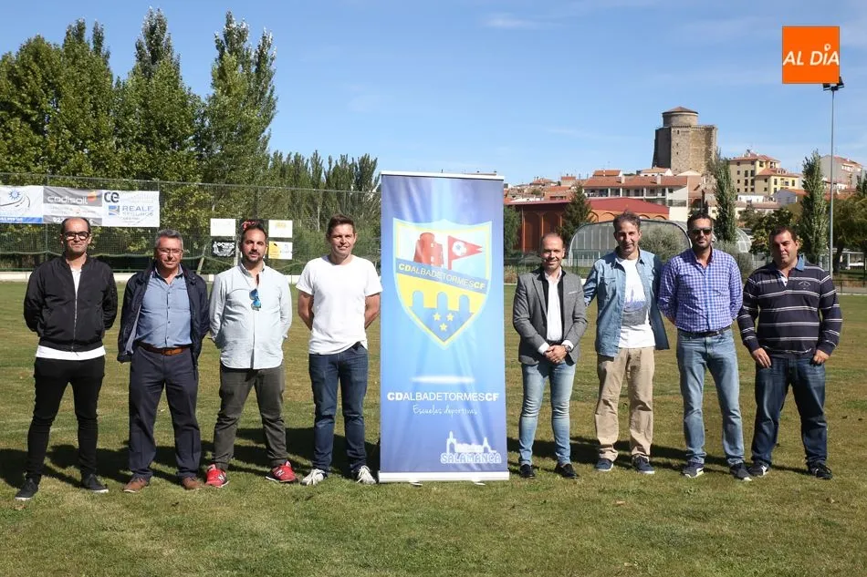 Foto 2 - El Alba de Tormes Club de F&uacute;tbol presume de su cantera