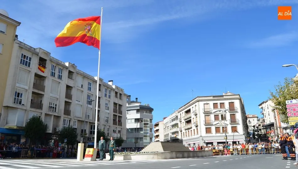 Actos institucionales en el Día de la Fiesta Nacional y de la patrona de la Guardia Civil