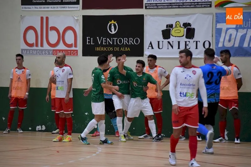 Foto 8 - El Piensos Dur&aacute;n Albense se da un fest&iacute;n contra el Zamora (7-2)