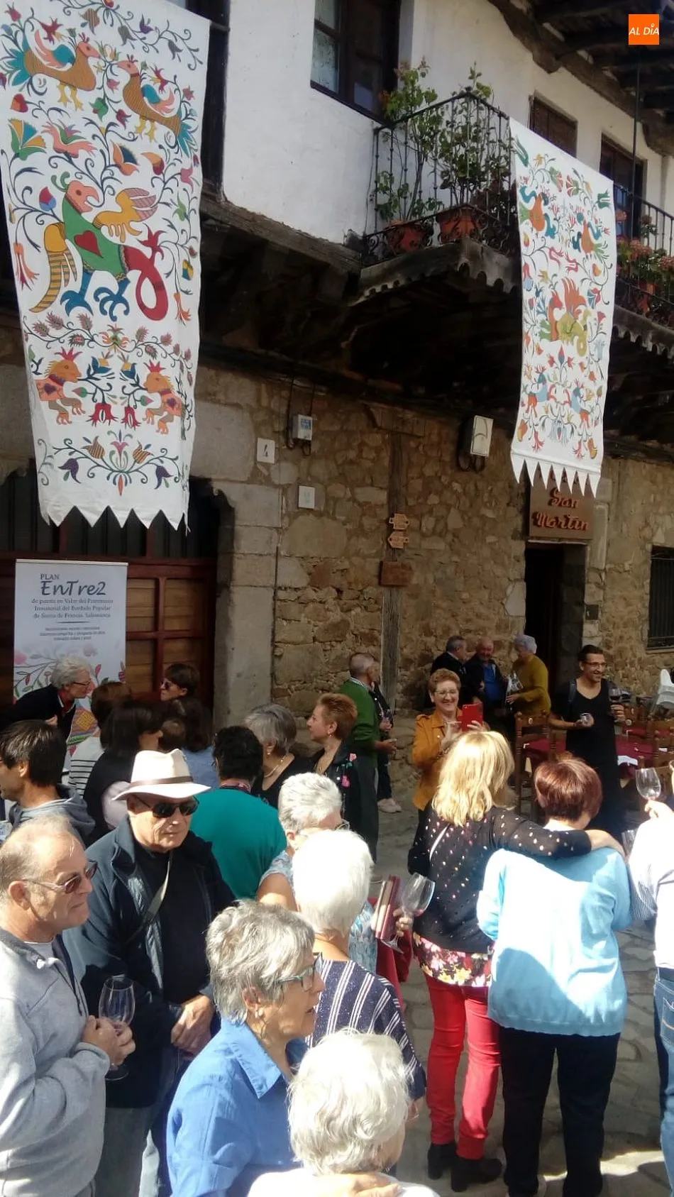 Foto 2 - Multitudinario inicio de la Fiesta de la Vendimia