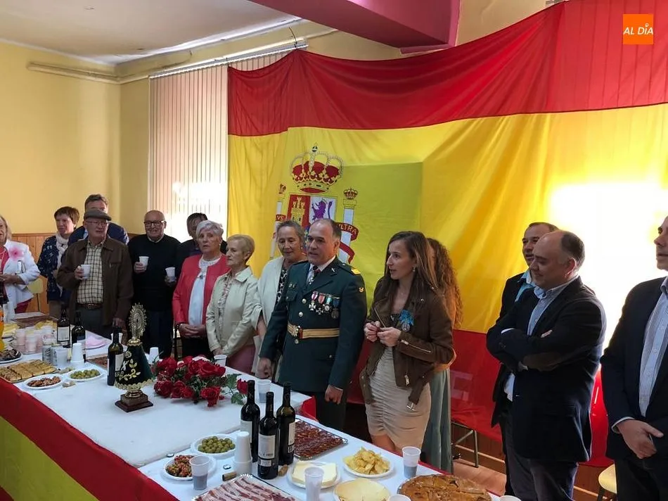 Foto 4 - La Sierra de Francia se suma a la celebraci&oacute;n de la Fiesta Nacional
