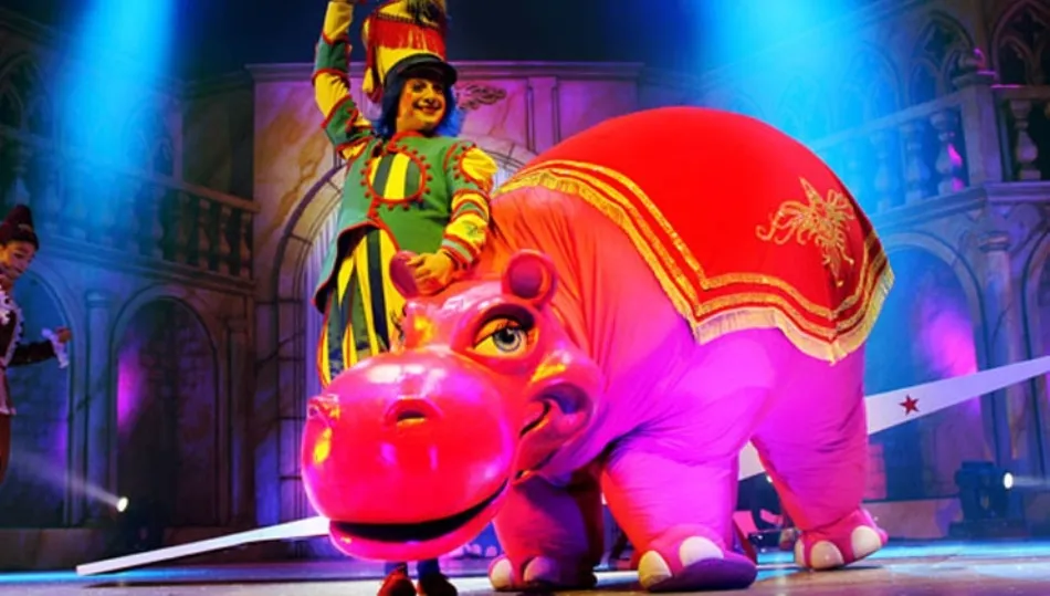 Desde sus inicios, el proyecto circense de “La Fiesta Escénica” ha propuesto conjugar todas las disciplinas artísticas posibles