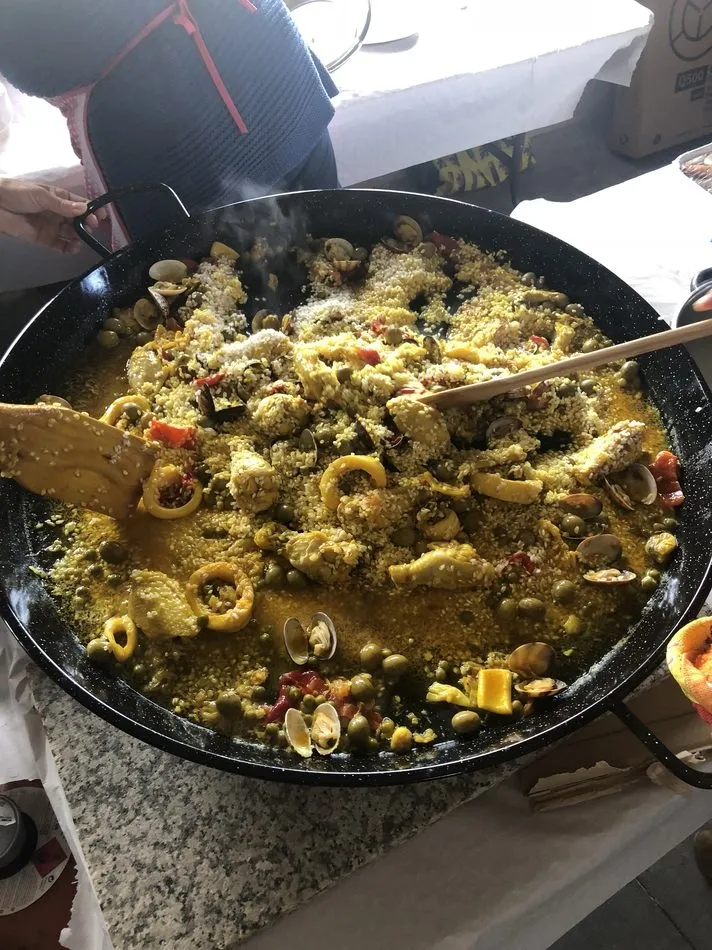 Foto 8 - Los vecinos de Gejo de los Reyes celebran el D&iacute;a de la Hispanidad con una paella  