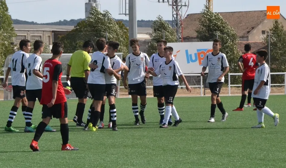 Foto 10 - [MARCADOR 13|14 OCT] El Cadete del Ciudad Rodrigo consigue su 1&ordf; victoria con goleada incluida  