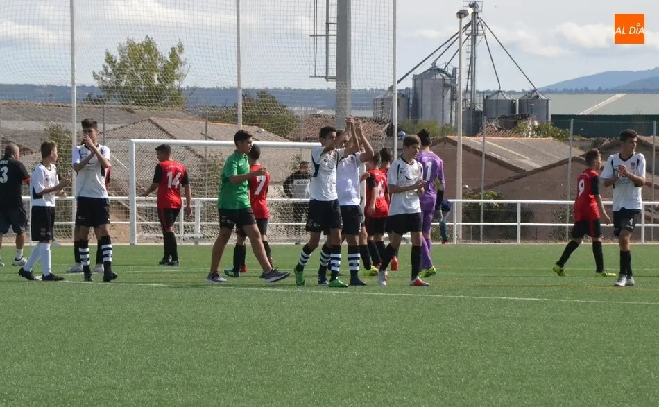 Foto 5 - [MARCADOR 13|14 OCT] El Cadete del Ciudad Rodrigo consigue su 1&ordf; victoria con goleada incluida  