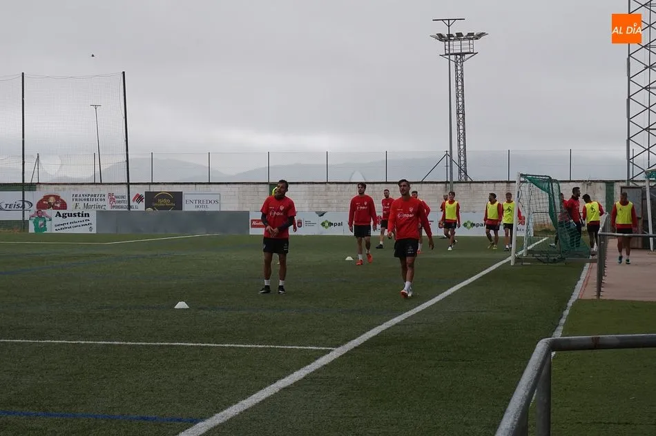 Foto 5 - Duelo de altura para el CD Guijuelo que visita al San Sebasti&aacute;n de los Reyes