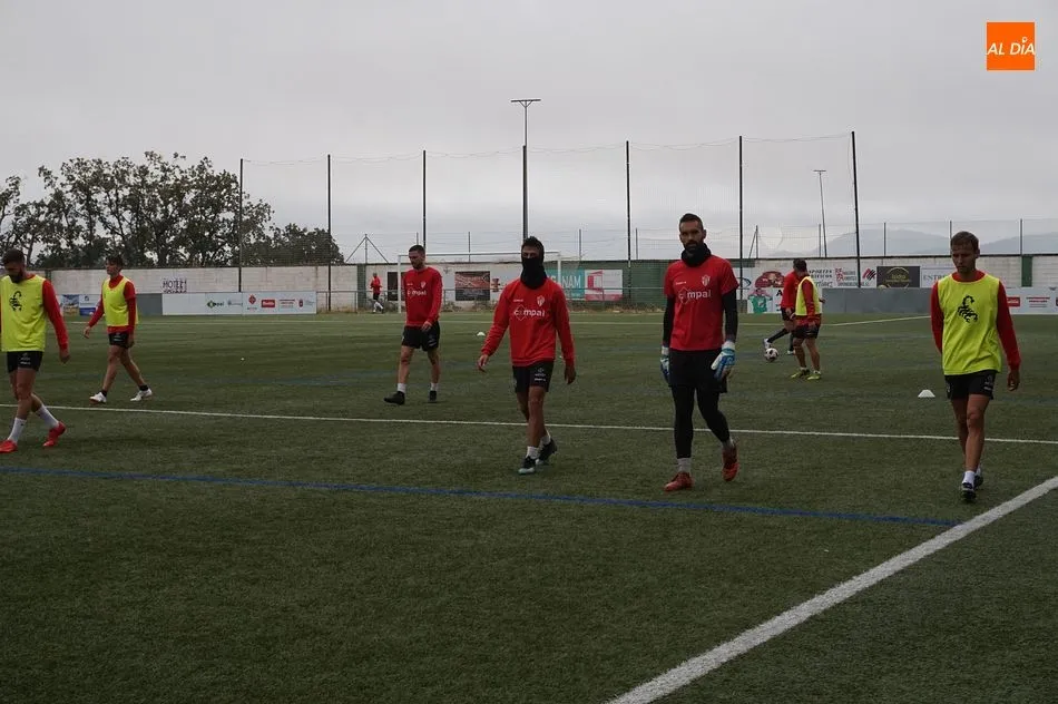 Foto 4 - Duelo de altura para el CD Guijuelo que visita al San Sebasti&aacute;n de los Reyes