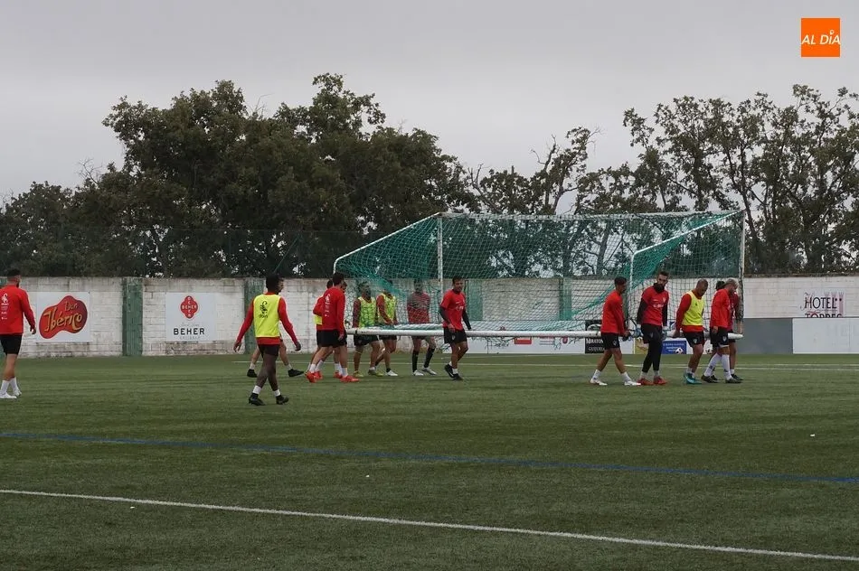 Foto 2 - Duelo de altura para el CD Guijuelo que visita al San Sebasti&aacute;n de los Reyes