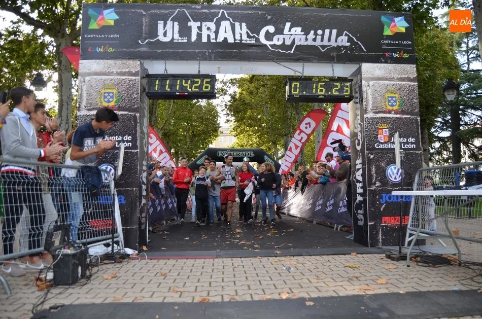 Foto 5 - Antonio D&aacute;vila y Omar Valle primera y segunda posici&oacute;n del Ultra La Covatilla  