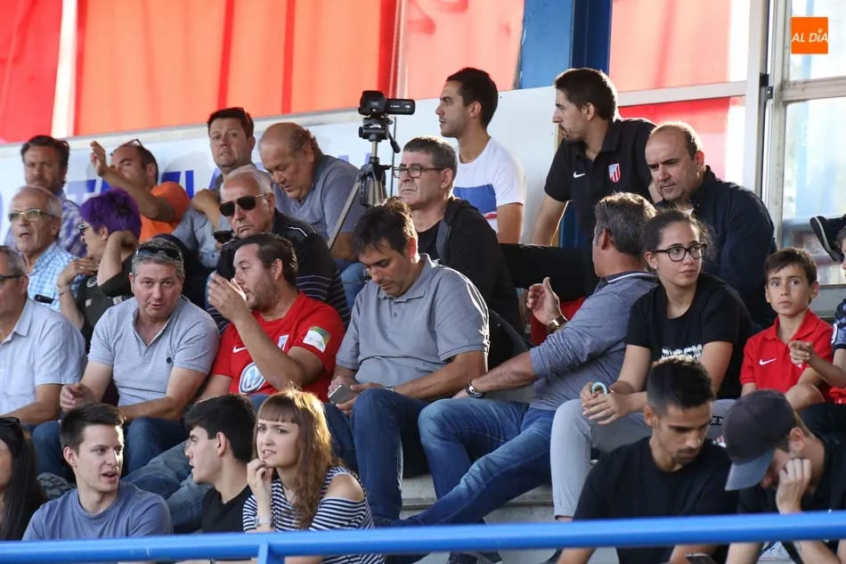 Foto 5 - Un Numancia B m&aacute;s pr&aacute;ctico hace sangre de un desacertado Santa Marta (0-4)