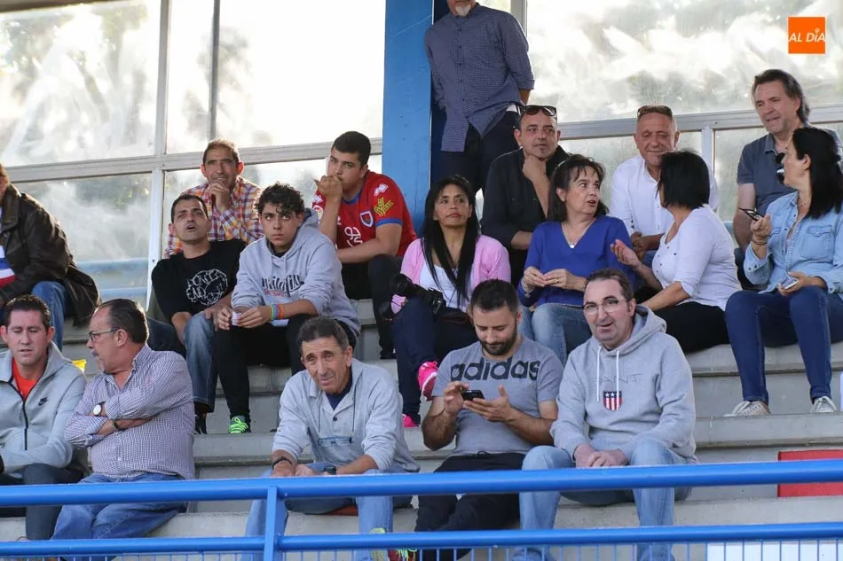 Foto 4 - Un Numancia B m&aacute;s pr&aacute;ctico hace sangre de un desacertado Santa Marta (0-4)