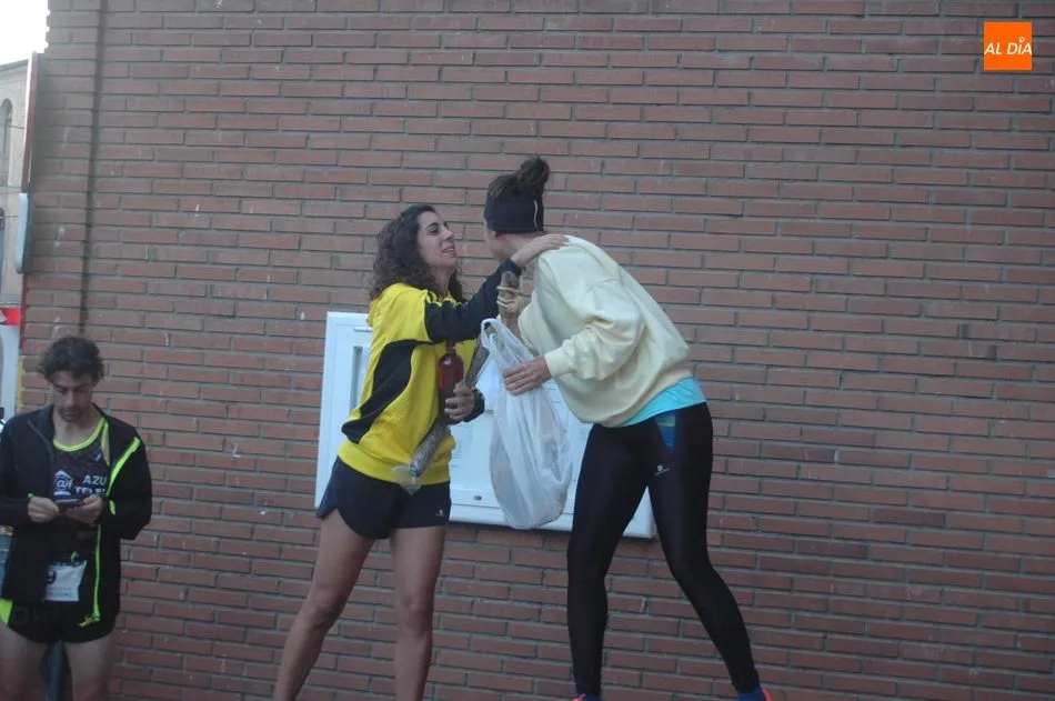 Foto 8 - Antonio Cerezo y Ver&oacute;nica S&aacute;nchez se imponen en la III Carrera de Vitigudino  
