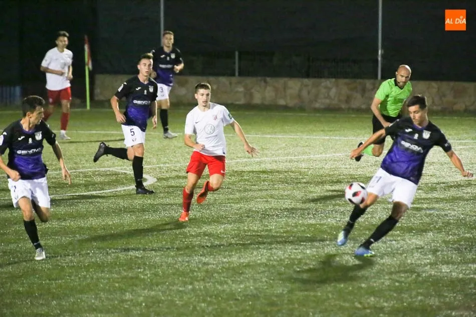 Foto 7 - El Santa Marta da un golpe de autoridad superando al Legan&eacute;s (2-0)