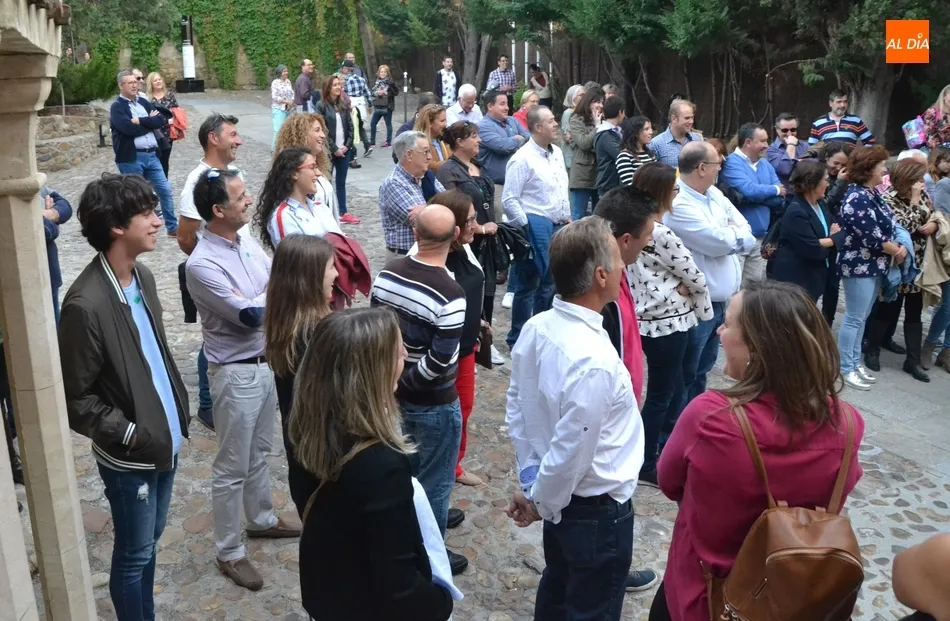 Foto 5 - Nuevo &eacute;xito de asistencia a la primera visita teatralizada del oto&ntilde;o al Parador  