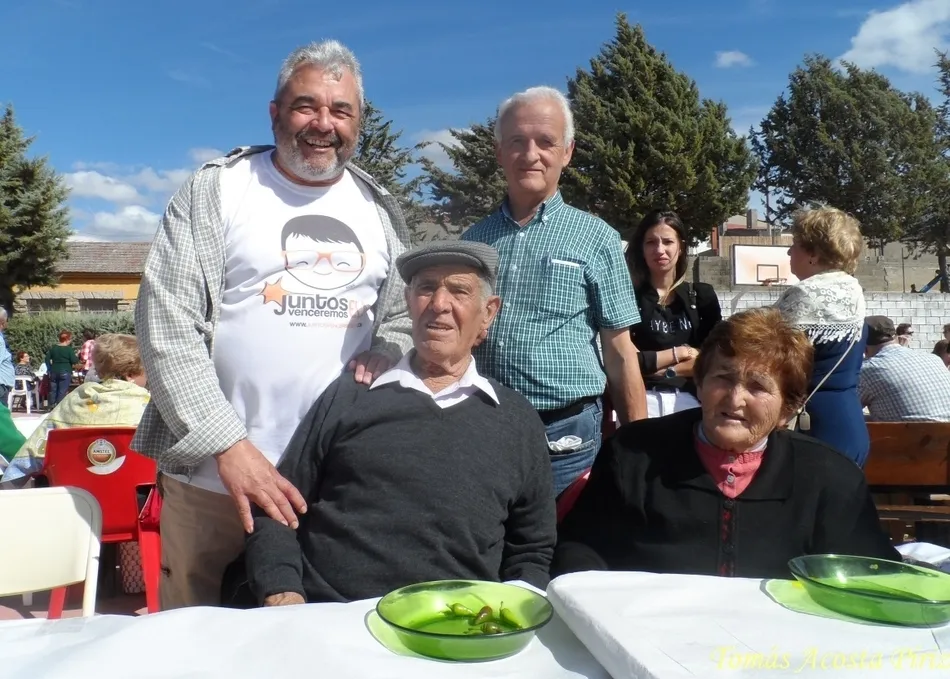 Asociaciones de mayores de La Azaba y El Rebollar se reúnen en Ituero para celebrar la matanza  