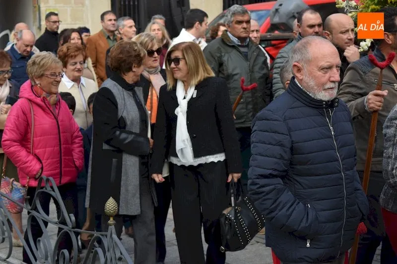 Foto 6 - Santa Teresa de Jes&uacute;s regresa de la clausura entre el fervor de los albenses