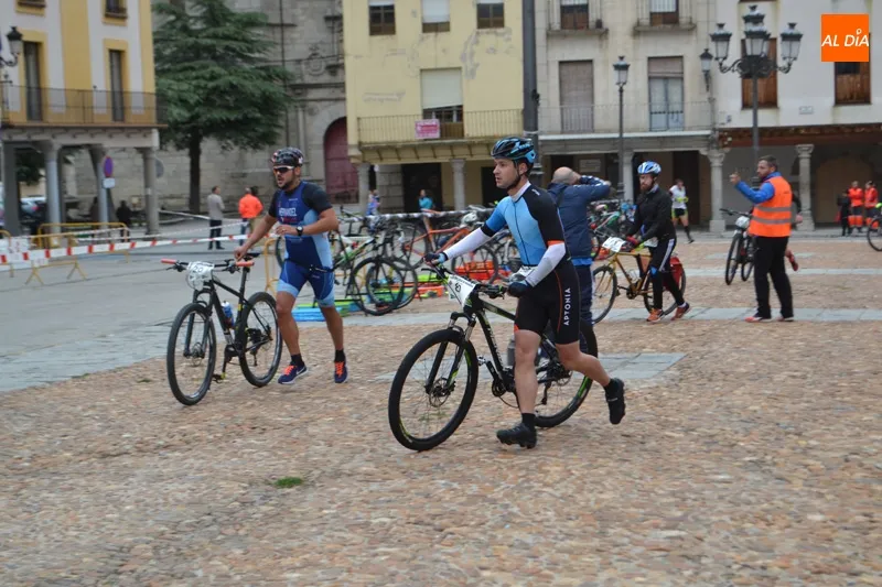 Foto 8 - Carlos Rodr&iacute;guez y Maria Nieves Hern&aacute;ndez se llevan el V Duatl&oacute;n Cross de Pe&ntilde;aranda