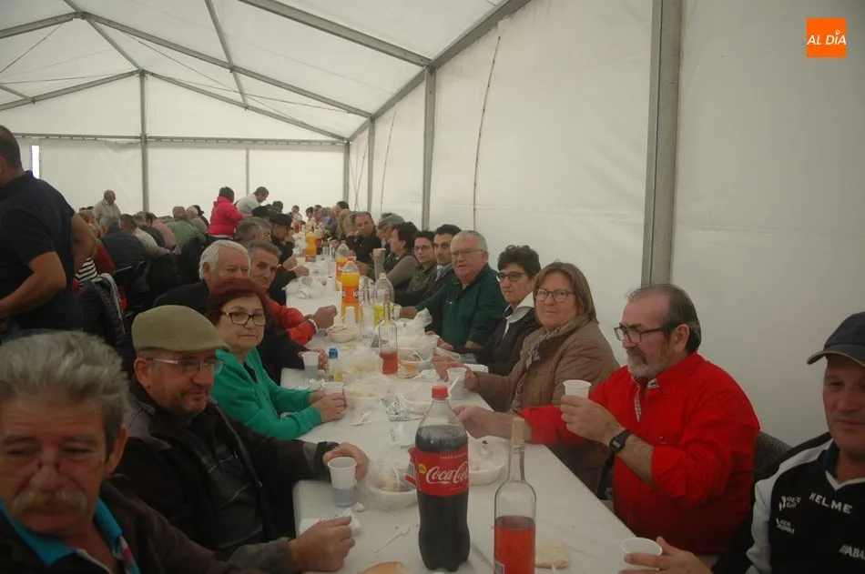 Foto 2 - Guadramiro acoge el I Certamen de Tamborileros &lsquo;Andr&eacute;s Calles&rsquo;
