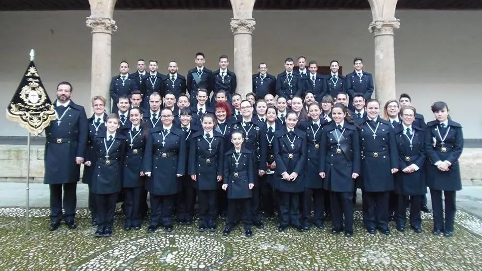 Integrantes de la Banda de Cornetas y Tambores del Cristo del Amor y de la Paz