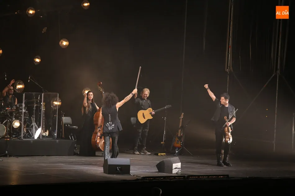 Foto 10 - Ara Malikian realiza un viaje por el Siglo de Oro en el&nbsp;Multiusos S&aacute;nchez Para&iacute;so  