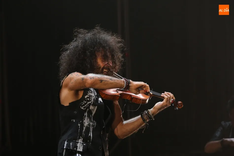 Foto 8 - Ara Malikian realiza un viaje por el Siglo de Oro en el&nbsp;Multiusos S&aacute;nchez Para&iacute;so  