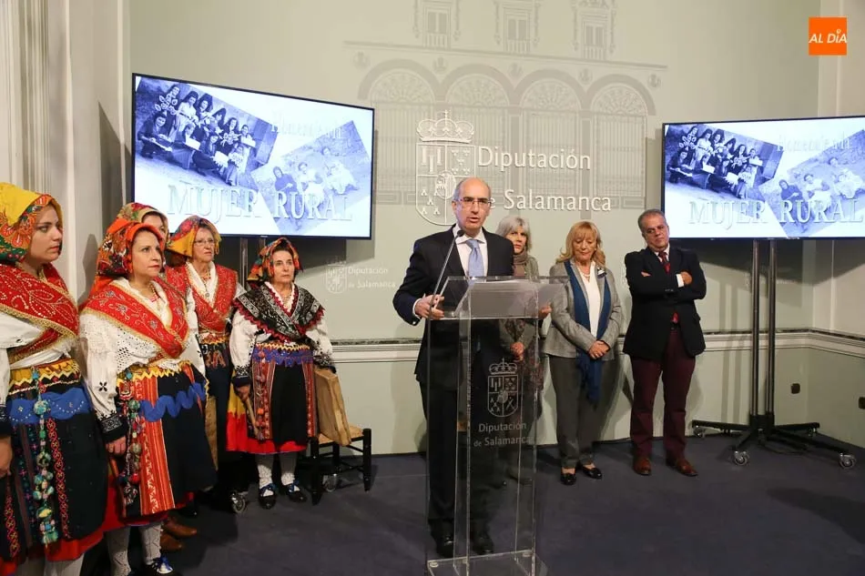 Foto 7 - La Diputaci&oacute;n rinde homenaje a la mujer rural y reivindica &ldquo;seguir avanzando hacia la igualdad&rdquo;