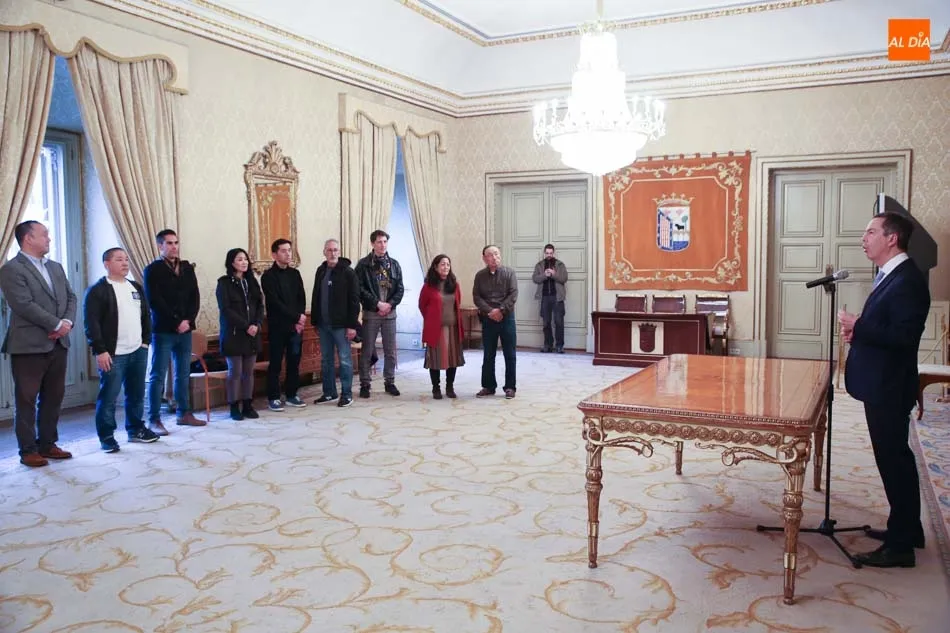 Foto 2 - El Ayuntamiento recibe a los maestros de Aikido&nbsp;reunidos estos d&iacute;as en Salamanca  