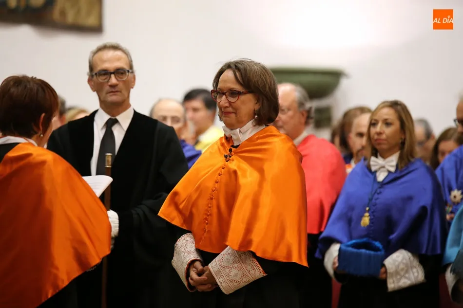 Foto 9 - La USAL refuerza sus lazos con Iberoam&eacute;rica con la investidura como honoris causa de Rebeca...