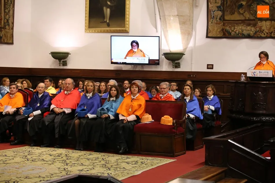 Foto 4 - La USAL refuerza sus lazos con Iberoam&eacute;rica con la investidura como honoris causa de Rebeca...