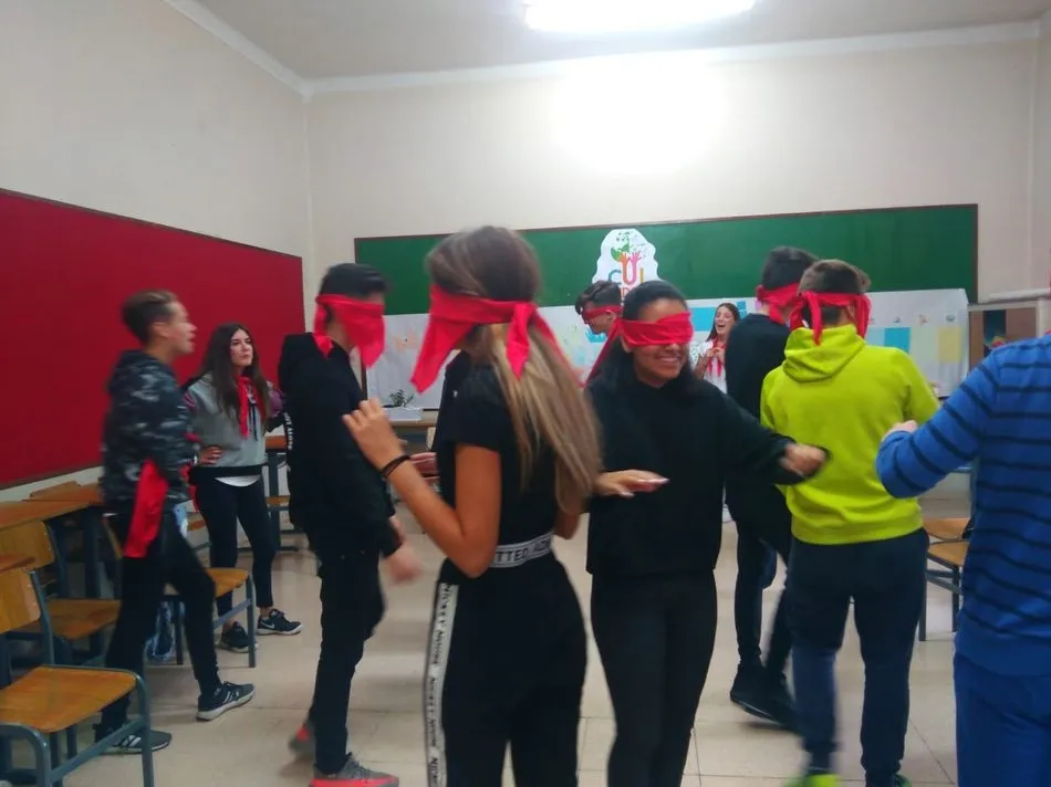 Foto 6 - Los alumnos del colegio Santa Teresa de Jes&uacute;s celebran la fiesta en honor a su patrona  