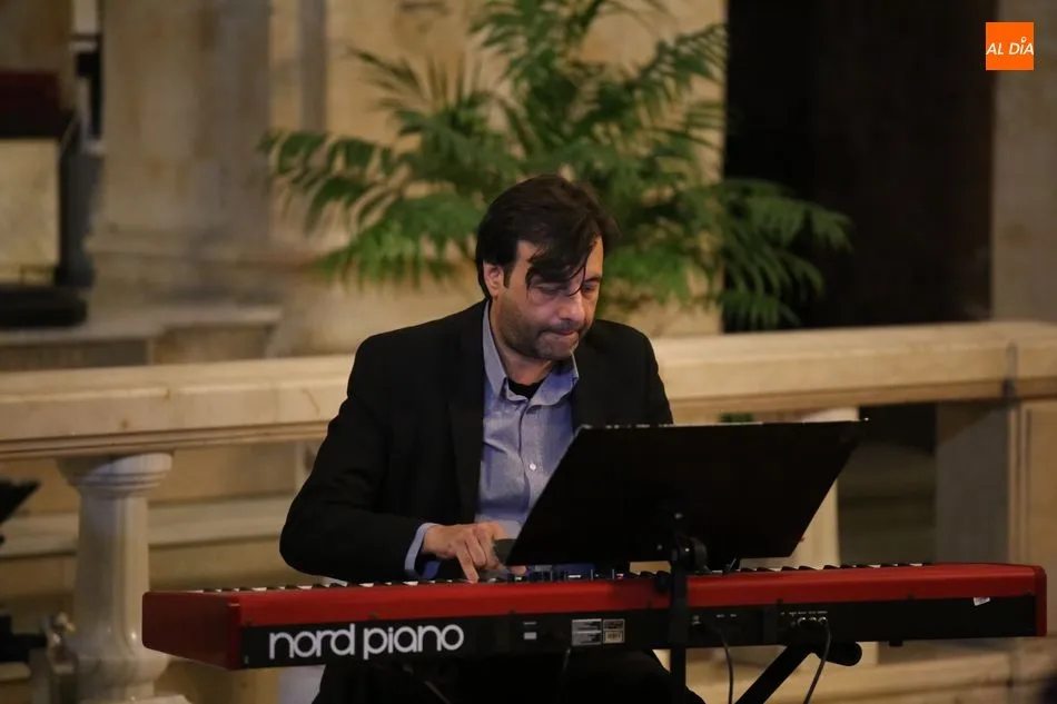 Foto 11 - El d&uacute;o Corvo-Fuentes, protagonista en la primera jornada musical de la iglesia de los Carmelitas...