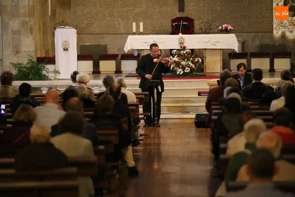 Foto 3 - El d&uacute;o Corvo-Fuentes, protagonista en la primera jornada musical de la iglesia de los Carmelitas...