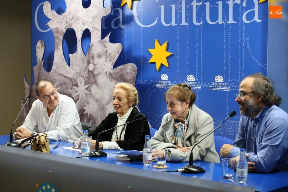 Foto 3 - La Sala de la Palabra acoge la presentaci&oacute;n de cuatro antolog&iacute;as especialmente publicadas por el...