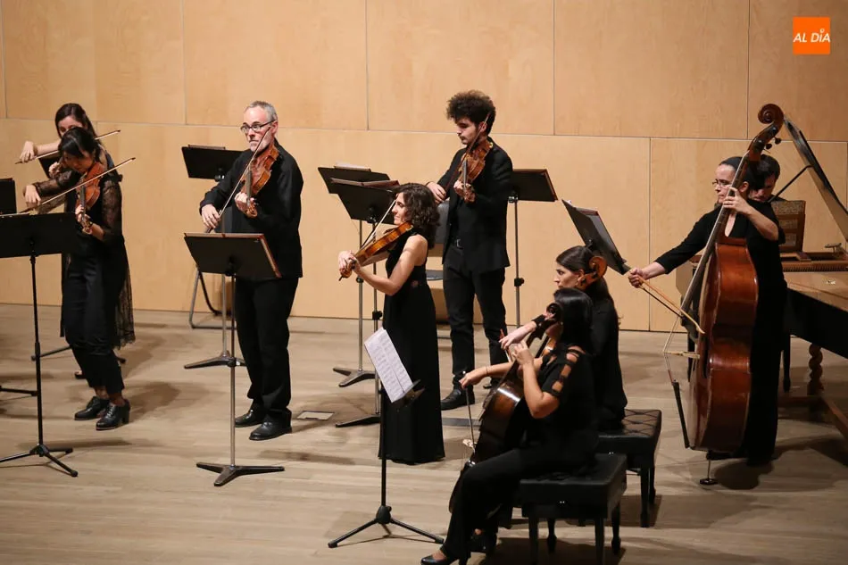 Foto 5 - La Orquesta Barroca de la USAL dedica un concierto a Bach y Haendel&nbsp;en la Hospeder&iacute;a Fonseca  