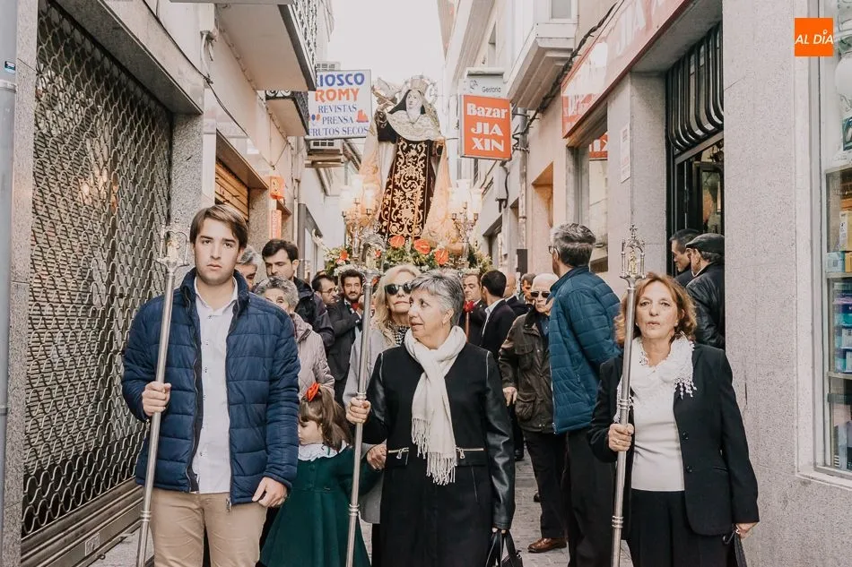 Foto 10 - La villa ducal despide el A&ntilde;o Jubilar Teresiano con la procesi&oacute;n de Santa Teresa y el santo Brazo