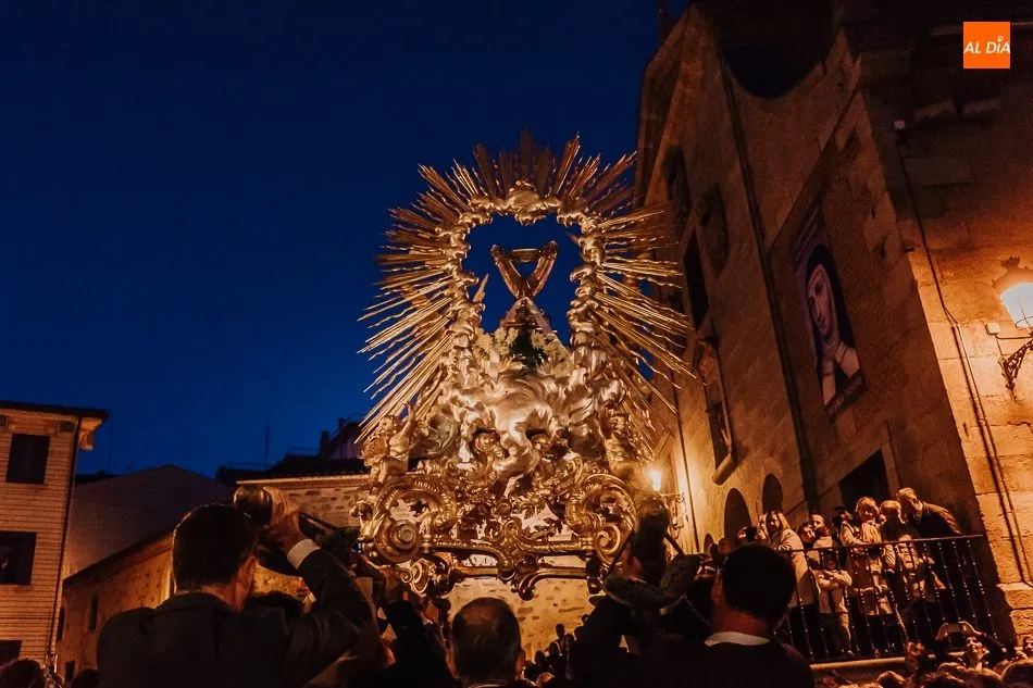 Foto 4 - La villa ducal despide el A&ntilde;o Jubilar Teresiano con la procesi&oacute;n de Santa Teresa y el santo Brazo