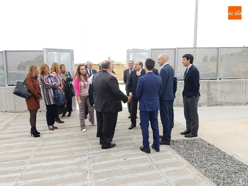 Foto 9 - Herrera destaca la apuesta por la innovaci&oacute;n de las empresas durante su visita al centro...