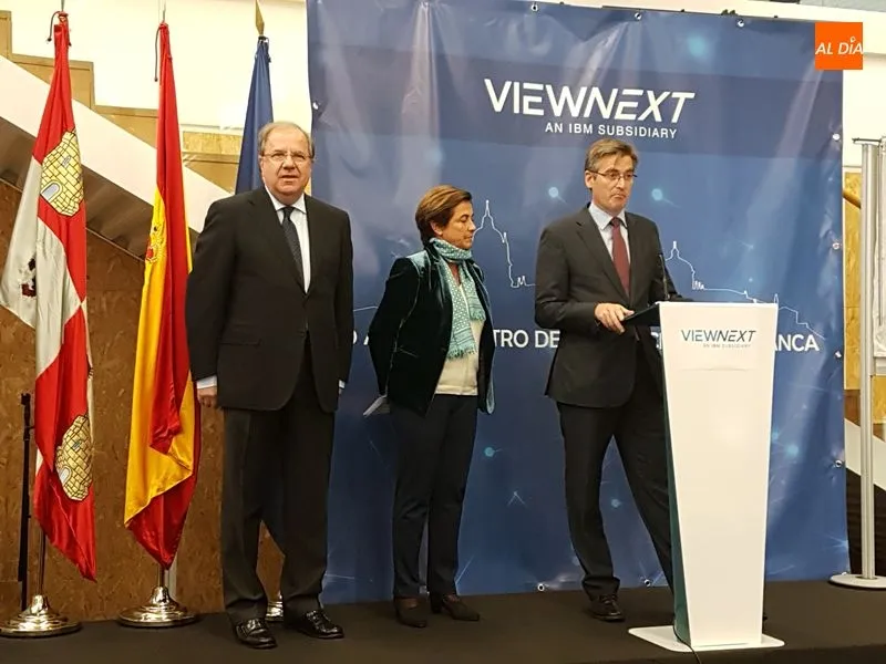 Foto 7 - Herrera destaca la apuesta por la innovaci&oacute;n de las empresas durante su visita al centro...