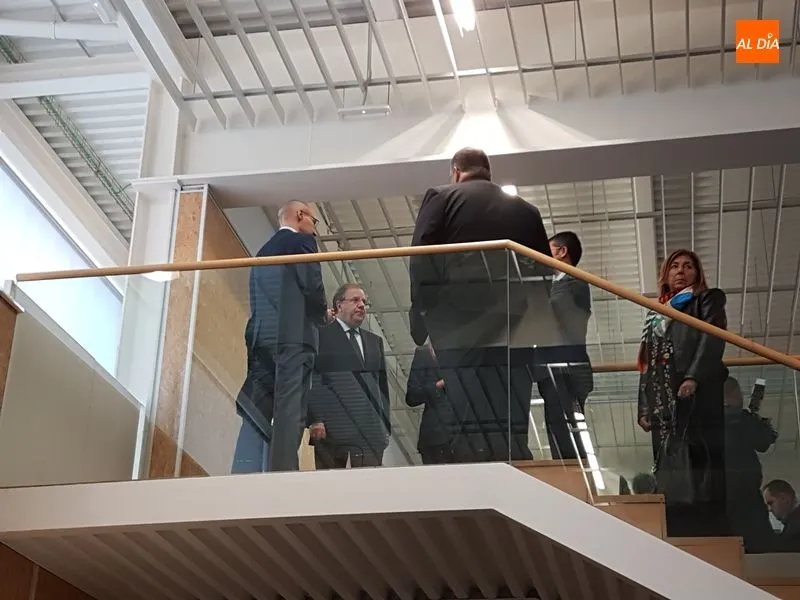 Foto 5 - Herrera destaca la apuesta por la innovaci&oacute;n de las empresas durante su visita al centro...