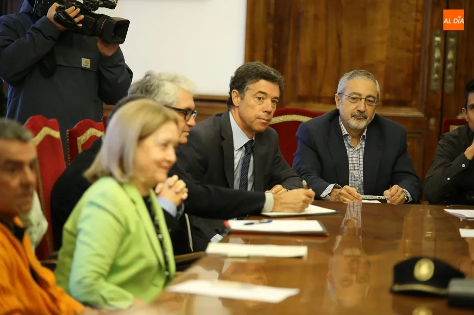 Foto 2 - Encarnaci&oacute;n P&eacute;rez &Aacute;lvarez preside su primera reuni&oacute;n de la Comisi&oacute;n de Asistencia como...