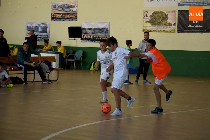 Foto 9 - Las actividades deportivas llenan el pabell&oacute;n