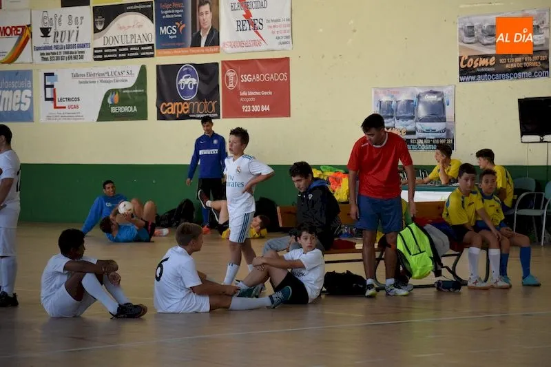 Foto 2 - Las actividades deportivas llenan el pabell&oacute;n