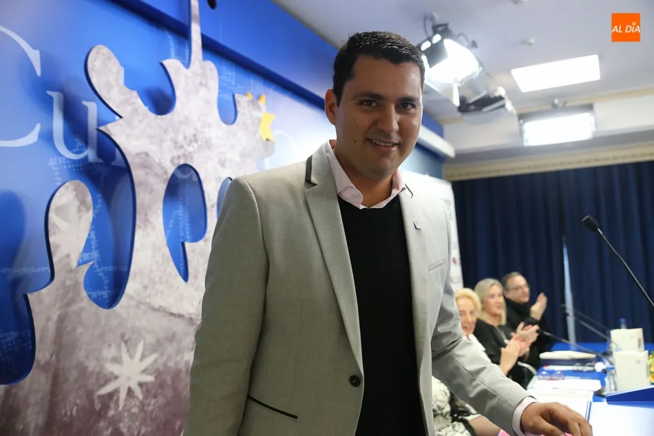 Foto 4 - Brillante entrega de los galardones del V Premio Internacional de Poes&iacute;a &lsquo;Pilar Fern&aacute;ndez...