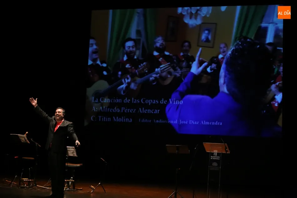 Foto 5 - Poetas iberoamericanos rinden homenaje al VIII Centenario de la USAL&nbsp;  